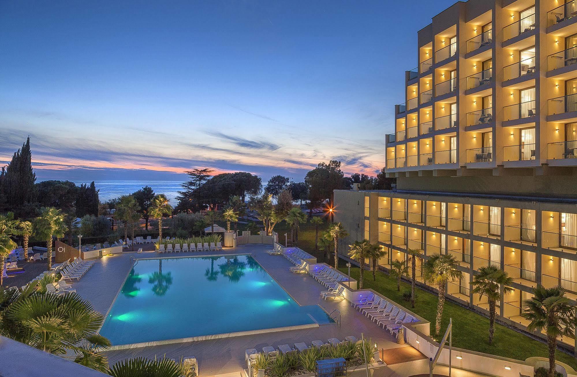 Hotel Materada Plava Laguna 3*